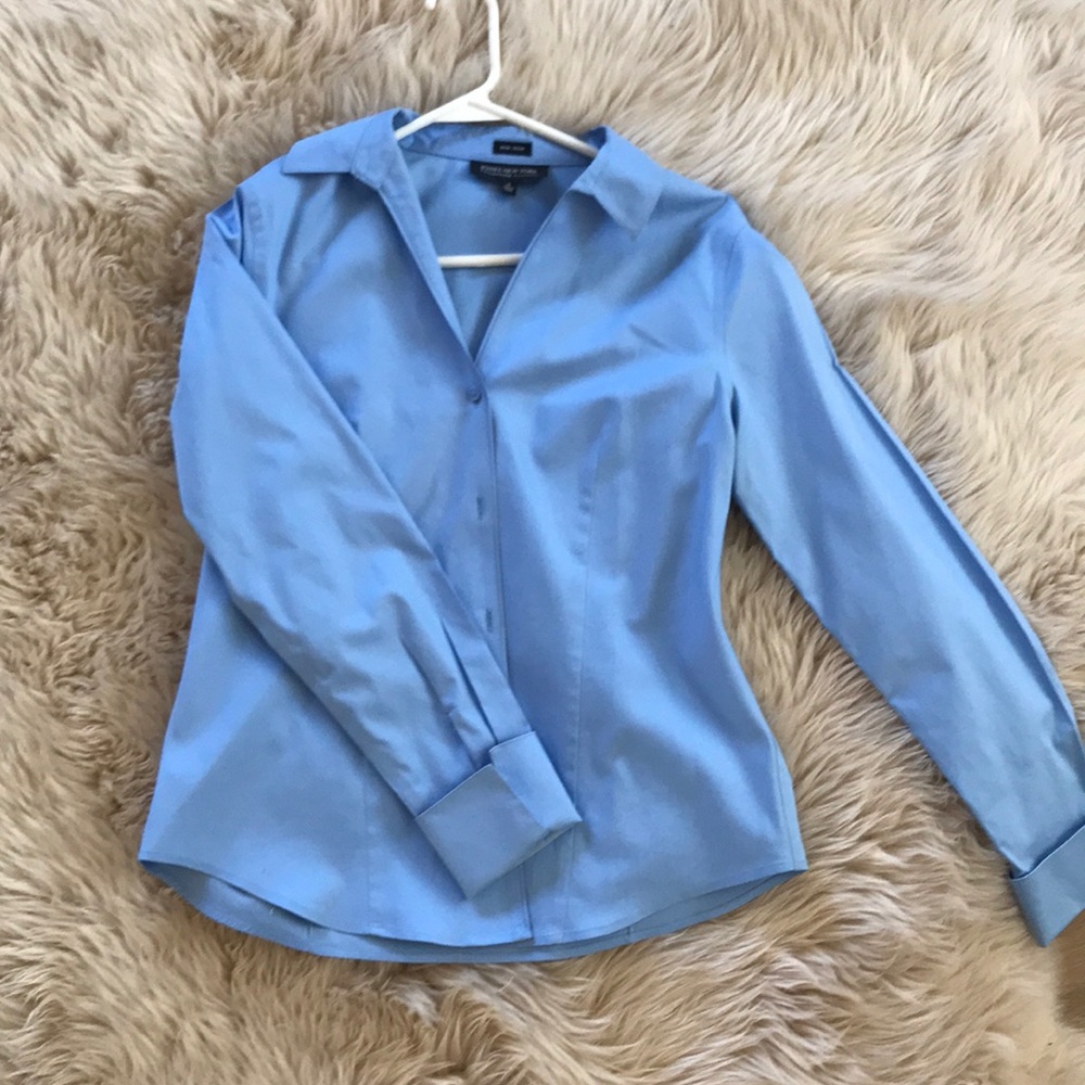 Jones New York blue blouse
